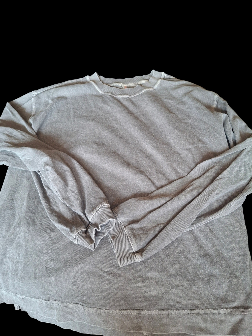 Light Gray Long-Sleeve Womans Shirt